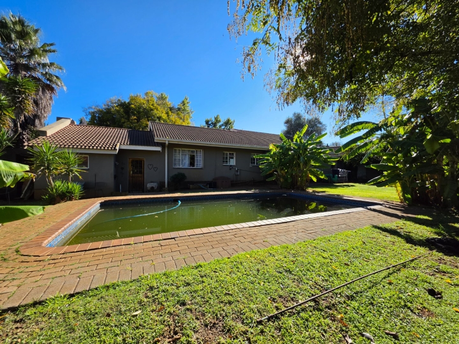 3 Bedroom Property for Sale in Vaalpark Free State